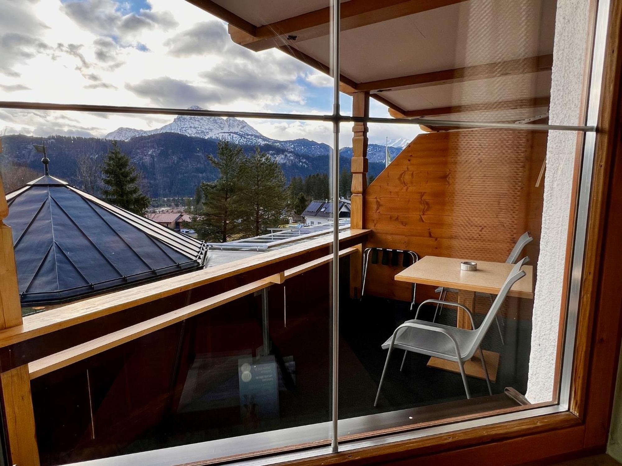 Lechlife Travelhouse Aparthotel Reutte Exterior photo